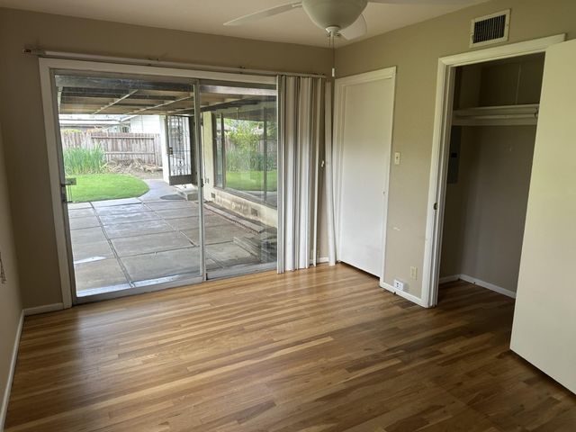 1948 W Benjamin Holt Dr, Stockton, CA 95207