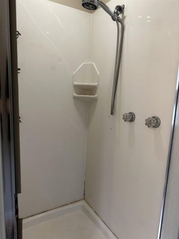 1948 W Benjamin Holt Dr, Stockton, CA 95207