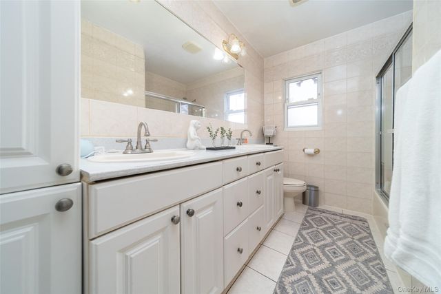 86-34 Francis Lewis Boulevard, Holliswood, NY 11432