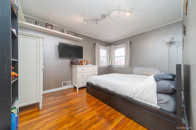 86-34 Francis Lewis Boulevard, Holliswood, NY 11432