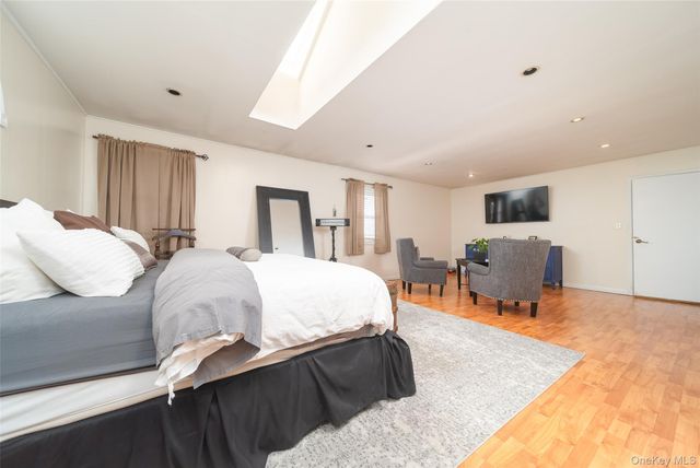 86-34 Francis Lewis Boulevard, Holliswood, NY 11432