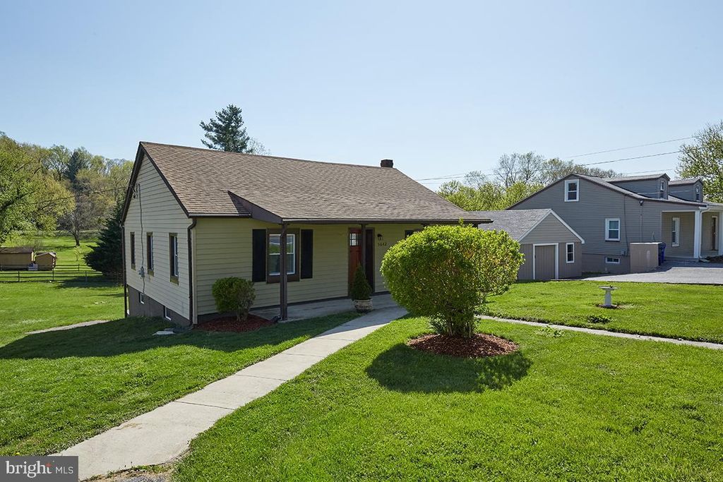 5642 BARTONSVILLE RD, Frederick, MD 21704