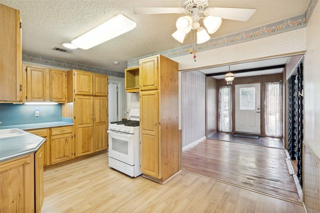 2319 Tealford Drive, Dallas, TX 75228