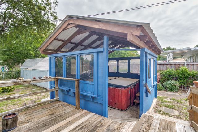 2319 Tealford Drive, Dallas, TX 75228