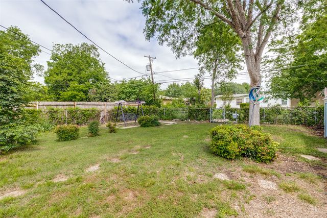 2319 Tealford Drive, Dallas, TX 75228