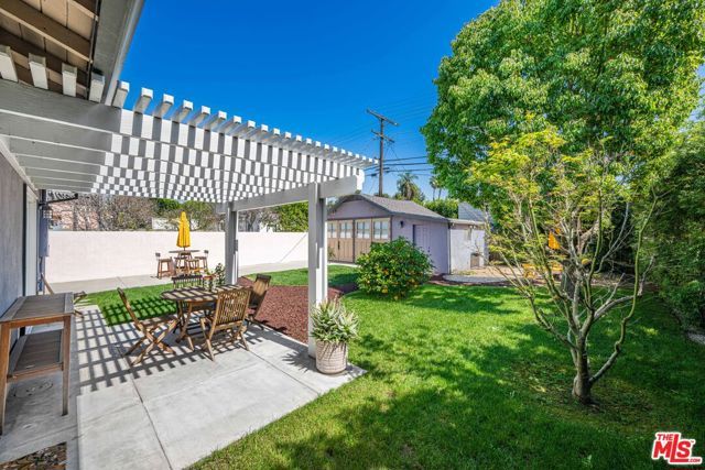 944 S Hudson Avenue, Los Angeles, CA 90019