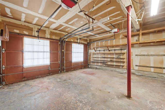 16 Pantzer Street, Smithtown, NY 11787