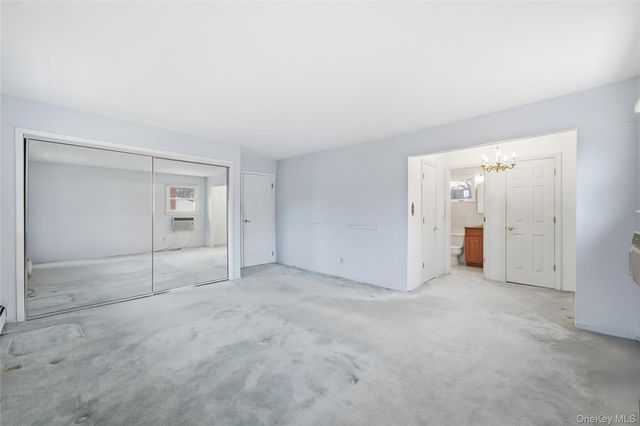 16 Pantzer Street, Smithtown, NY 11787