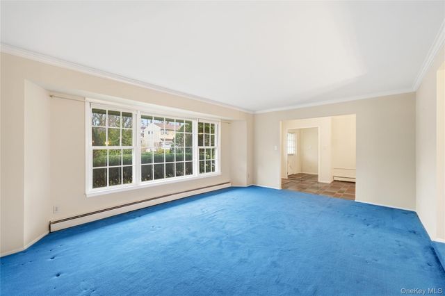 16 Pantzer Street, Smithtown, NY 11787