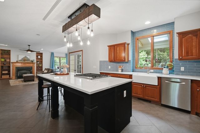 331 Hadley St., South Hadley, MA 01075