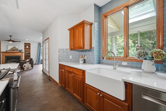 331 Hadley St., South Hadley, MA 01075