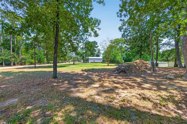 180 Holly Trail, Trinity, TX 75862