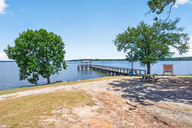 180 Holly Trail, Trinity, TX 75862