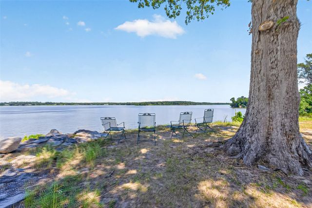 180 Holly Trail, Trinity, TX 75862
