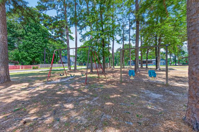180 Holly Trail, Trinity, TX 75862