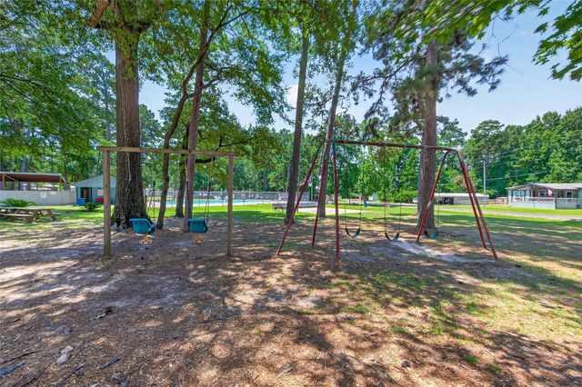 180 Holly Trail, Trinity, TX 75862