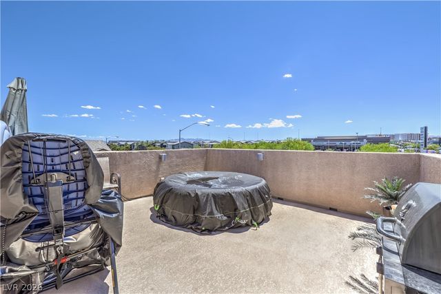 8025 Ancient Oaks Avenue, Las Vegas, NV 89113