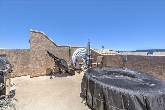 8025 Ancient Oaks Avenue, Las Vegas, NV 89113
