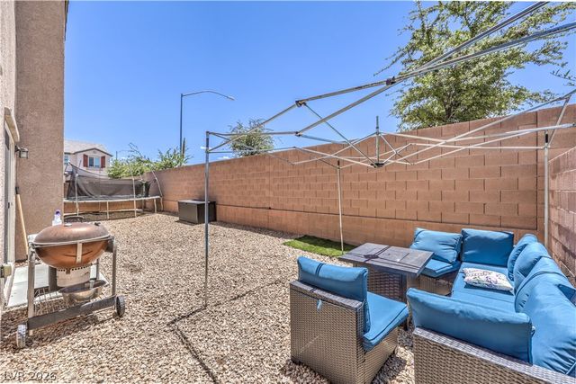 8025 Ancient Oaks Avenue, Las Vegas, NV 89113