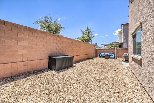 8025 Ancient Oaks Avenue, Las Vegas, NV 89113