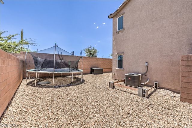 8025 Ancient Oaks Avenue, Las Vegas, NV 89113