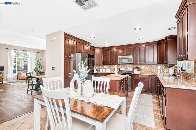 4785 Mills Dr, Brentwood, CA 94513