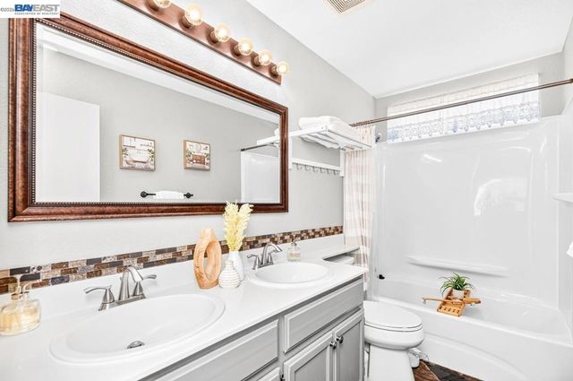 4785 Mills Dr, Brentwood, CA 94513