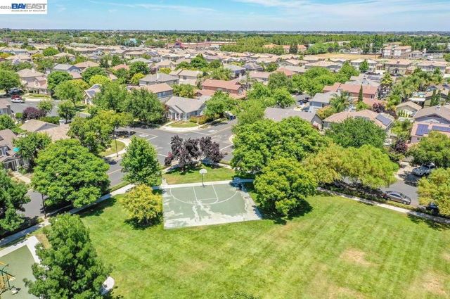4785 Mills Dr, Brentwood, CA 94513