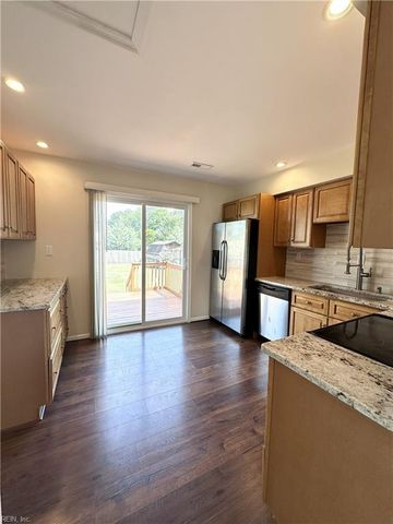 509 Bowling Green CT, Chesapeake, VA 23320