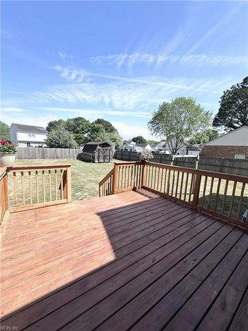 509 Bowling Green CT, Chesapeake, VA 23320
