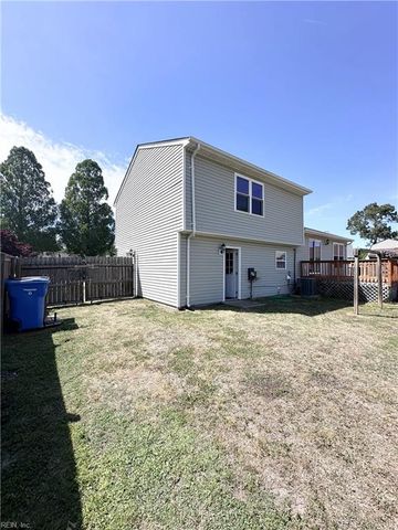 509 Bowling Green CT, Chesapeake, VA 23320