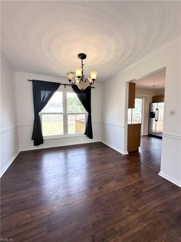 509 Bowling Green CT, Chesapeake, VA 23320