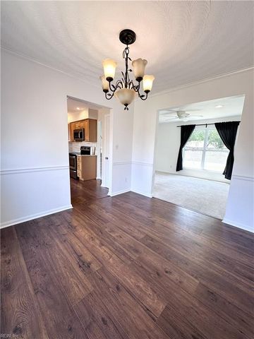 509 Bowling Green CT, Chesapeake, VA 23320