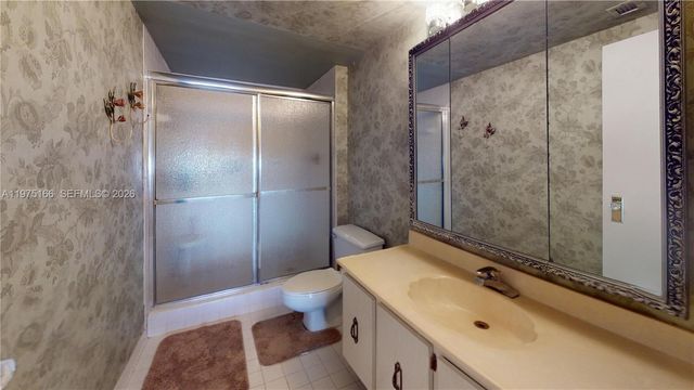 600 Three Islands Blvd 607, Hallandale Beach, FL 33009