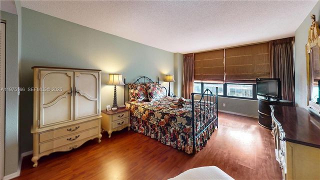 600 Three Islands Blvd 607, Hallandale Beach, FL 33009