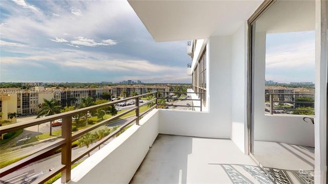 600 Three Islands Blvd 607, Hallandale Beach, FL 33009