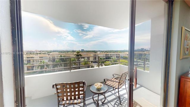 600 Three Islands Blvd 607, Hallandale Beach, FL 33009