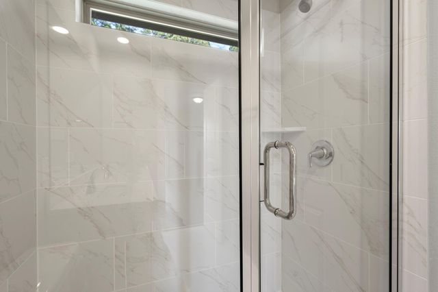 12175 Ridge Top Drive, Conroe, TX 77304