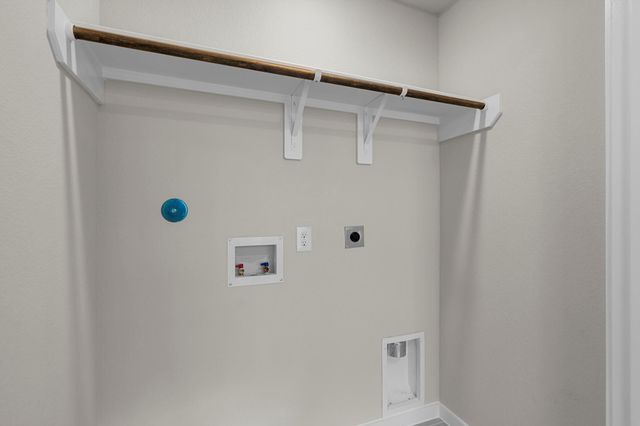 12175 Ridge Top Drive, Conroe, TX 77304