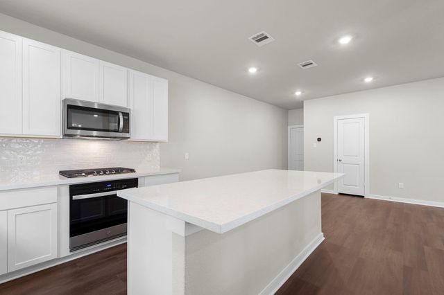 12175 Ridge Top Drive, Conroe, TX 77304