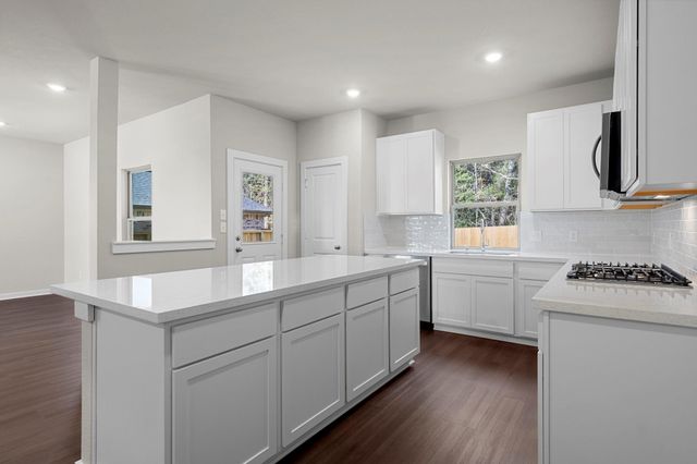 12175 Ridge Top Drive, Conroe, TX 77304