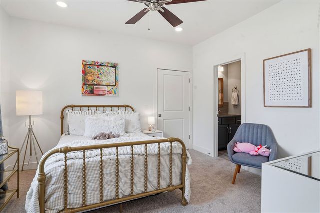 5957 Doris Hunt Court, Springdale, AR 72762