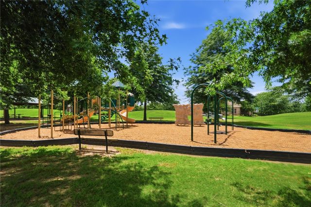 5957 Doris Hunt Court, Springdale, AR 72762