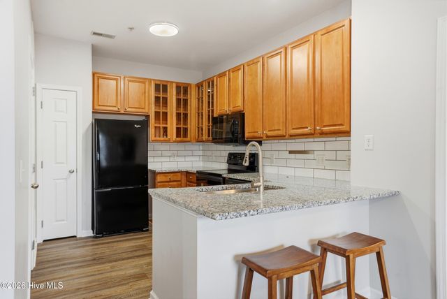 3902 Botsford Court Unit 204, Wilmington, NC 28412