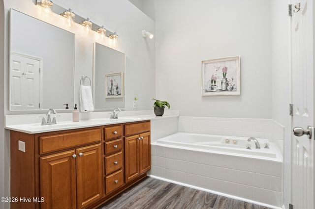 3902 Botsford Court Unit 204, Wilmington, NC 28412