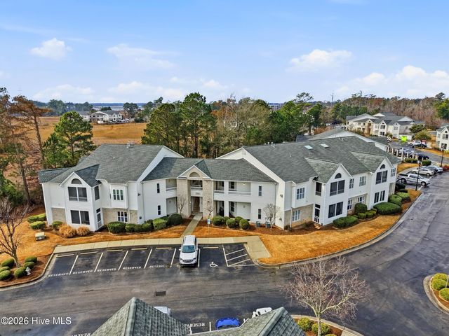 3902 Botsford Court Unit 204, Wilmington, NC 28412