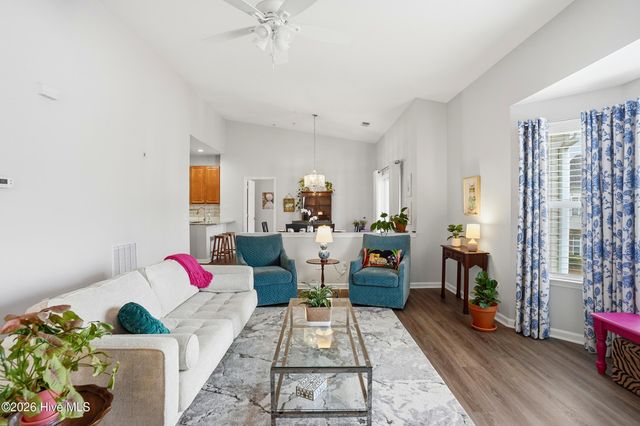 3902 Botsford Court Unit 204, Wilmington, NC 28412