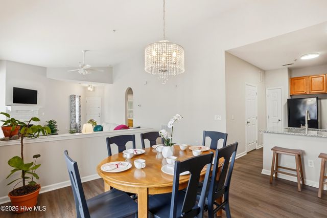 3902 Botsford Court Unit 204, Wilmington, NC 28412