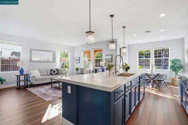 5244 S Montecito Dr, Concord, CA 94521