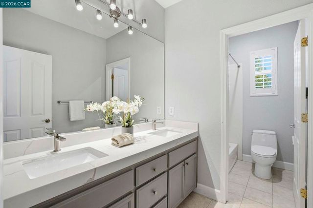 5244 S Montecito Dr, Concord, CA 94521